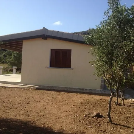 Holiday home Villette Tavolara Murta Maria